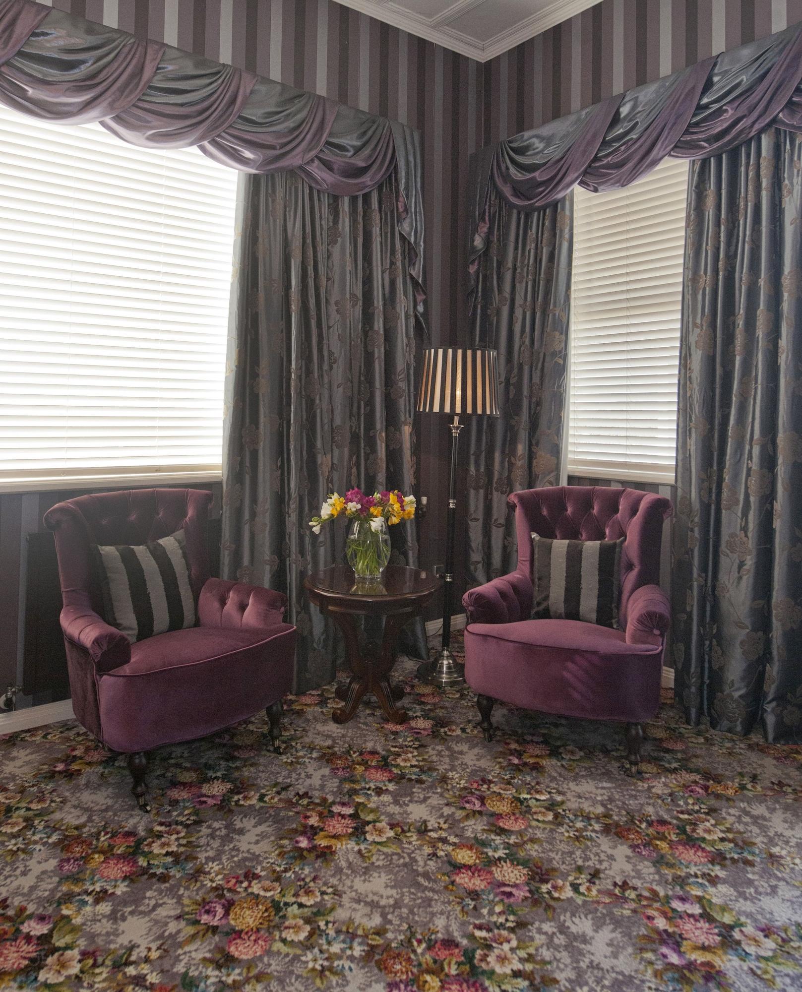Prince's Gate Hotel