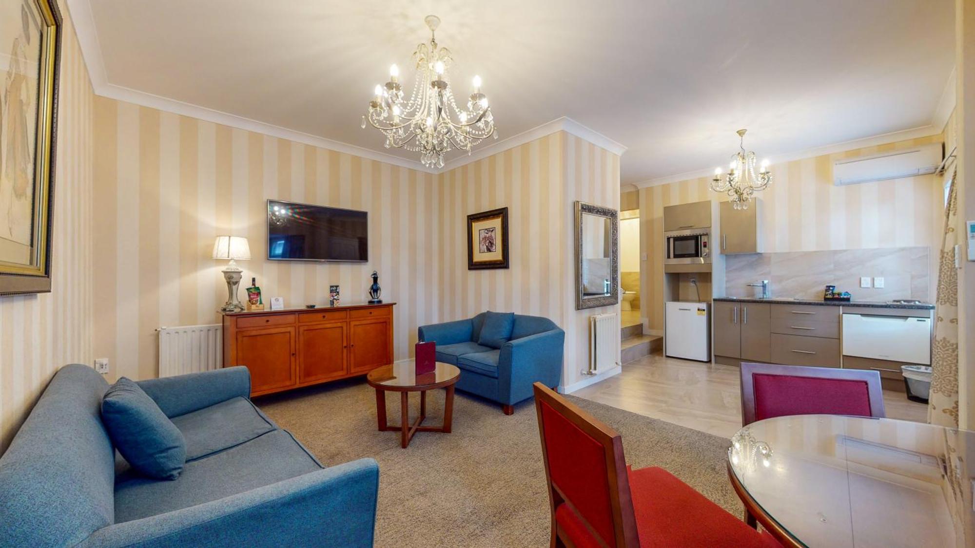 Prince's Gate Hotel 4*